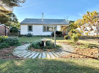 35470 Davis Wharf Rd, Belle Haven, VA 23306