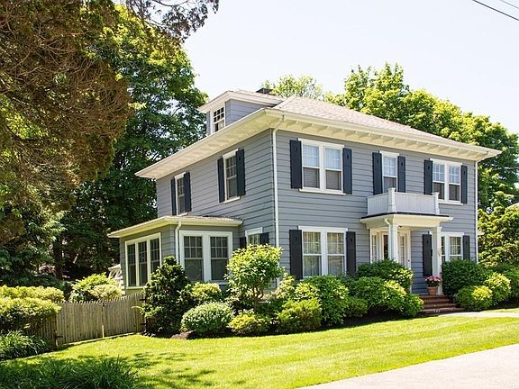 2nd image of 42 Brookhouse Dr