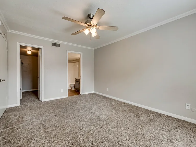 Savan Villas Apartments — Photo 13