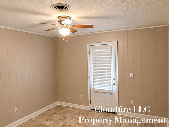 5th image of 232 James Cir