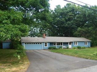14 Wild Rose Dr, Andover, MA 01810