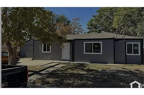 4775 Saint Paul St Photo 1