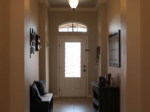 Entry way
