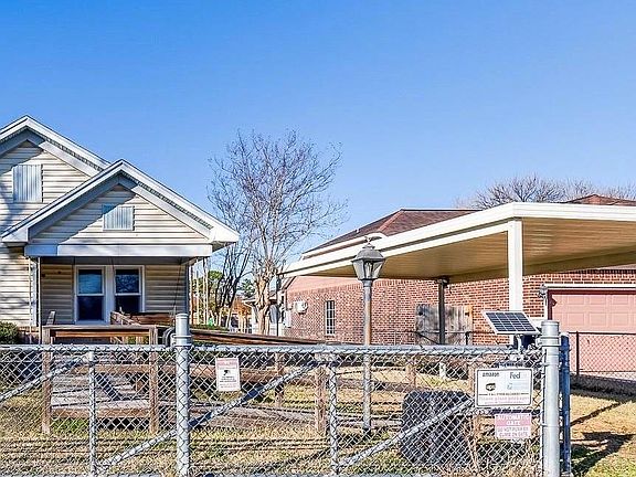 4th image of 9730 Springbrook Dr