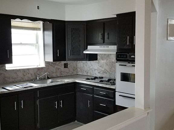 2nd image of 2173 E 38th St #3