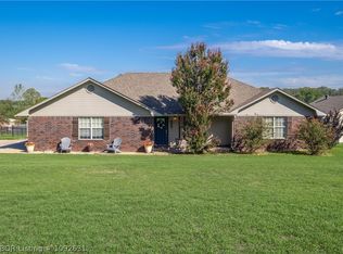 5802 Park Rd, Lavaca, AR 72941