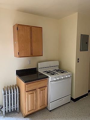 3rd image of 647 Cauldwell Ave APT 45