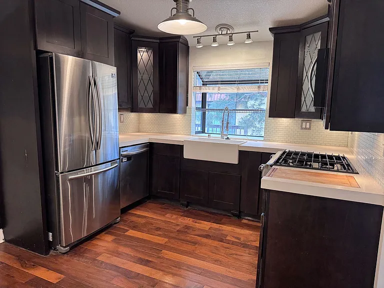 5321 Colodny Dr #8 — Photo 6