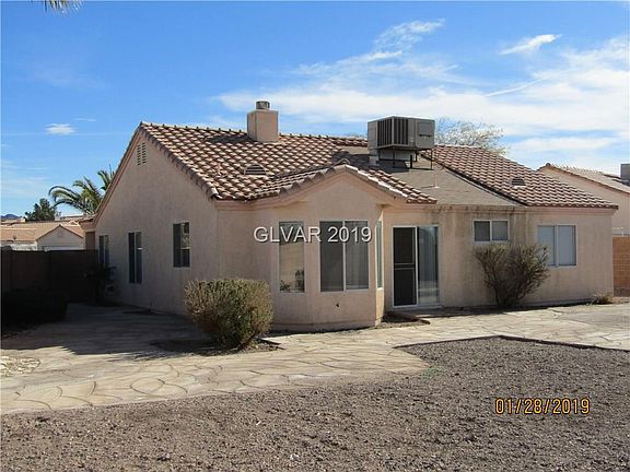 2nd image of 823 Verde Canyon Dr