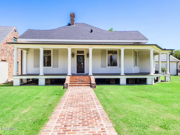 402 N Parkerson St, Rayne, LA 70578