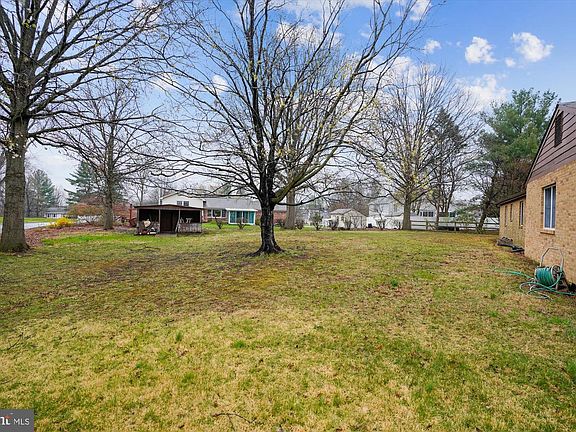 5th image of 10634 Hesperian Dr