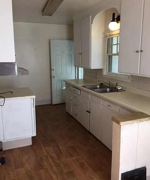 2316 SE Ohio Ave — Photo 2