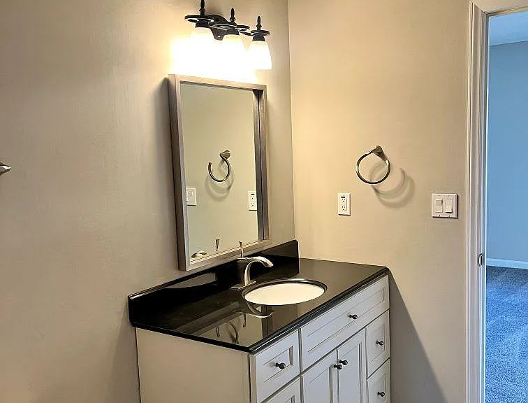 309 Morreene Rd #B — Photo 9