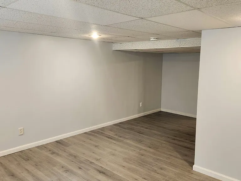 1146 Carrington Dr — Photo 34