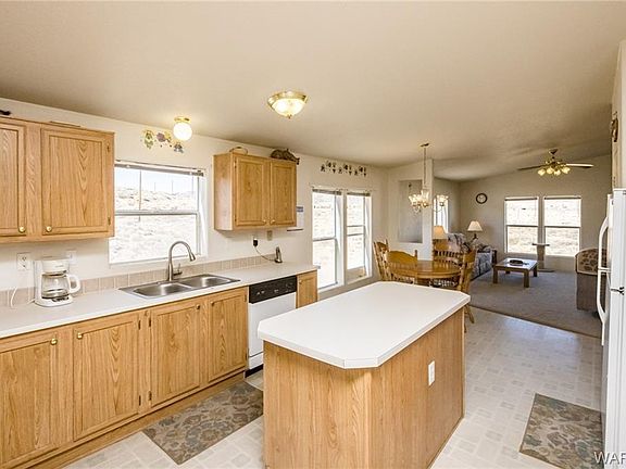 3rd image of 3141 E Calle Grandes