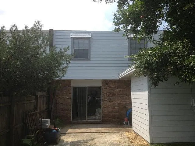 106 Valencia Dr — Photo 22