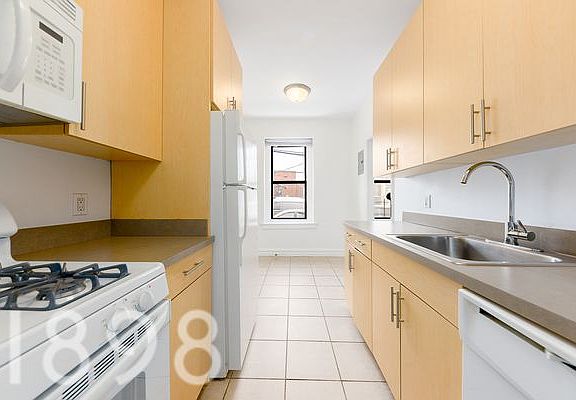 zillow apartments for sale astoria ny