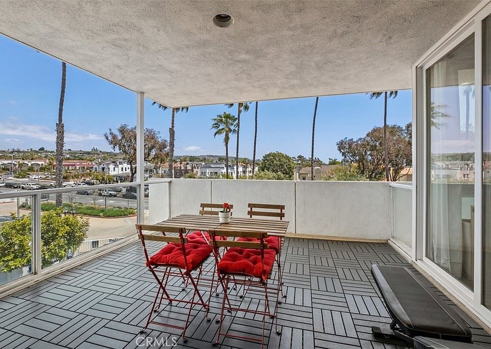 1st image of 775 Avocado Ave #305