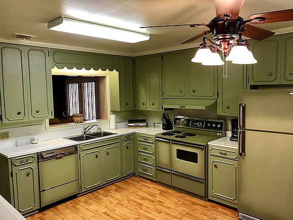 5th image of 209 Randall H Whiddon Dr