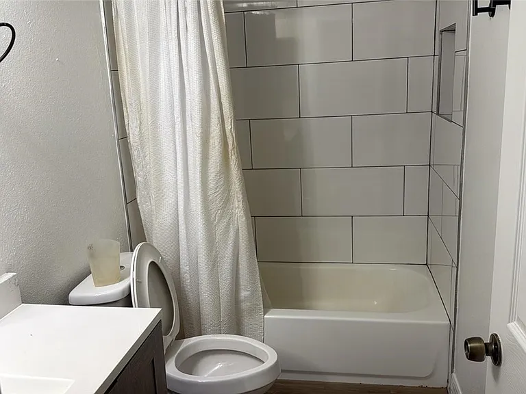 17430 Dumont Dr #434 — Photo 9