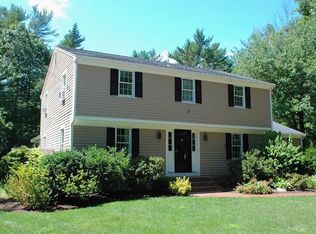 76 Stagecoach Rd, Duxbury, MA 02332