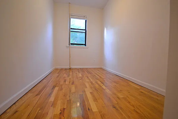 Rented by Bold New York | media 30