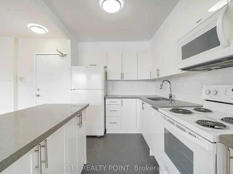 666 Spadina Ave #2411 — Photo 7