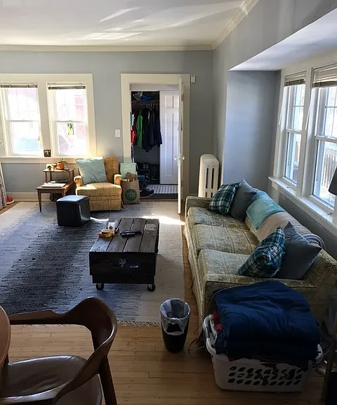 2215-2221 E Beverly Rd — Photo 11