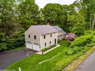 6 Bridle Path Way, Cape Elizabeth, ME 04107