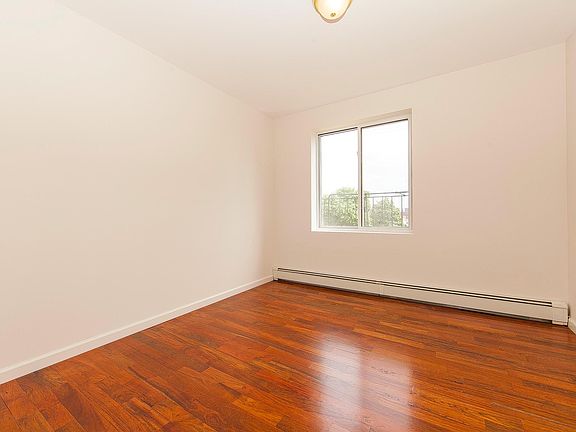 5th image of 5229 84th St #2
