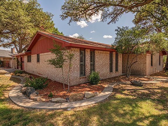 5th image of 1360 Pagewood Ave