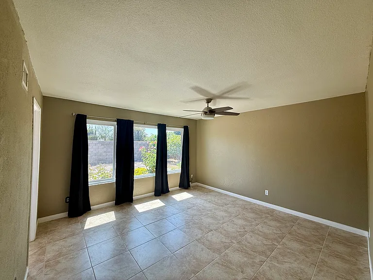 14340 Palmea Dr — Photo 19