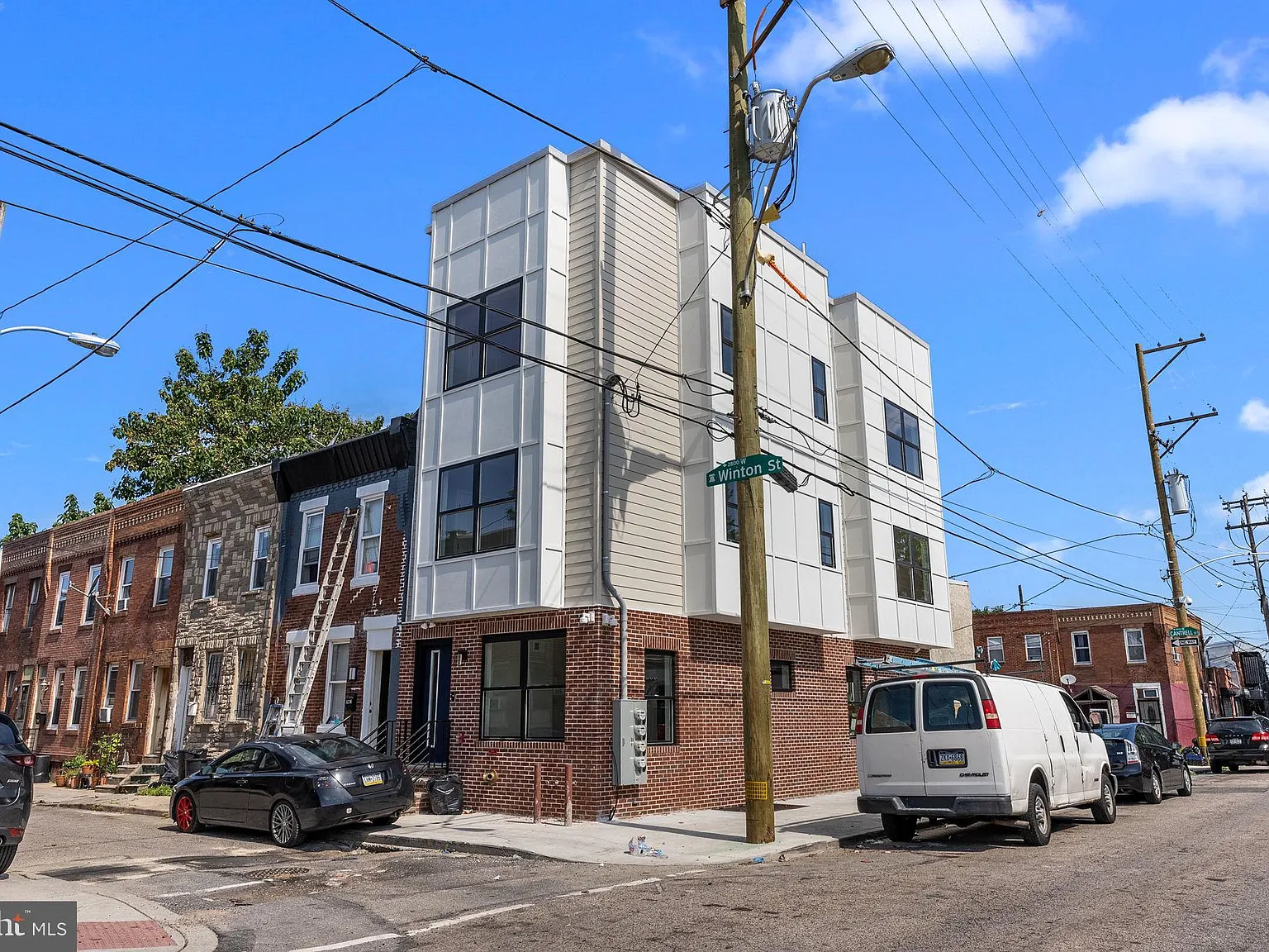 1 bed, 1.0 bath, 1135 sqft, $1,400 — Photo 2