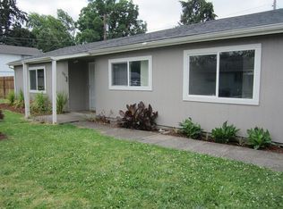 888 26th St, Springfield, OR 97477