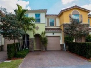 5228 SW 77th Way, Fort Lauderdale, FL 33328
