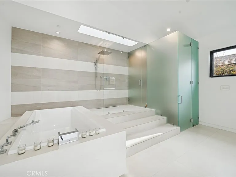 4607 Perham Rd — Photo 41