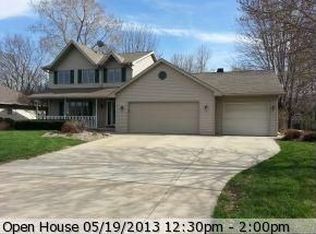2789 Friendly Cir, Green Bay, WI 54313
