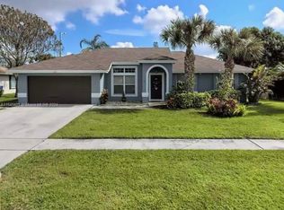123 Van Gogh Way, Royal Palm Beach, FL 33411