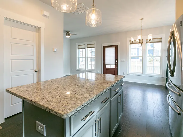 48 Cottage Way — Photo 12