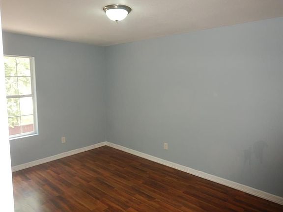 3rd image of 826 Hahlo St #B