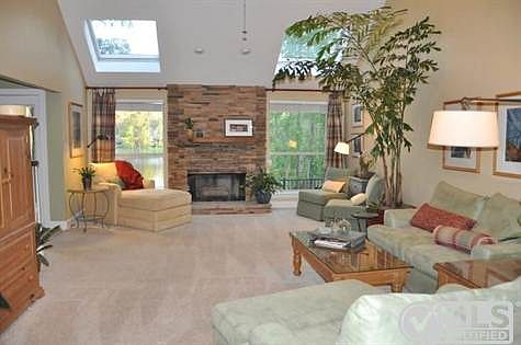 5th image of 1017 Summerbrooke Dr