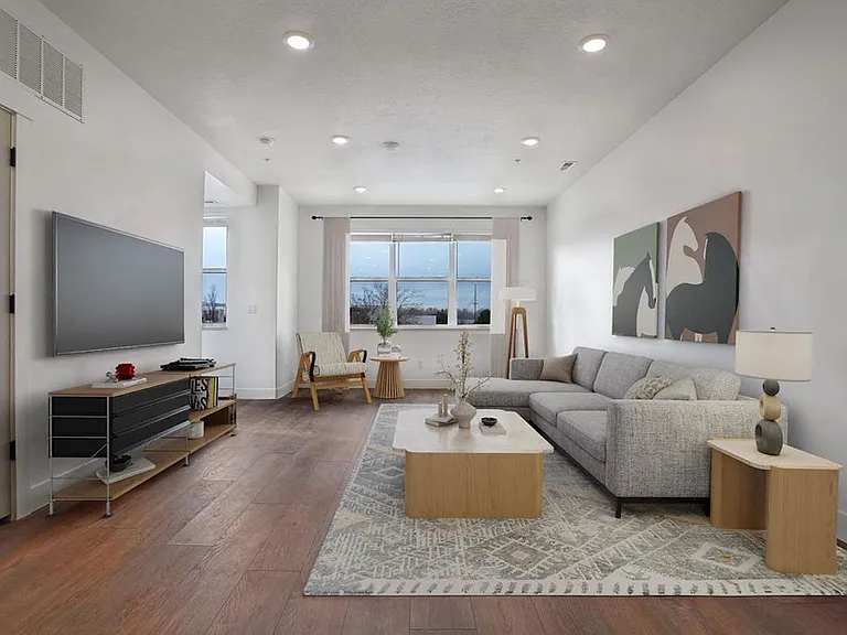 Riverwell Townhomes — Photo 18