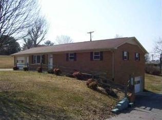 2324 Holston Dr, Morristown, TN 37814
