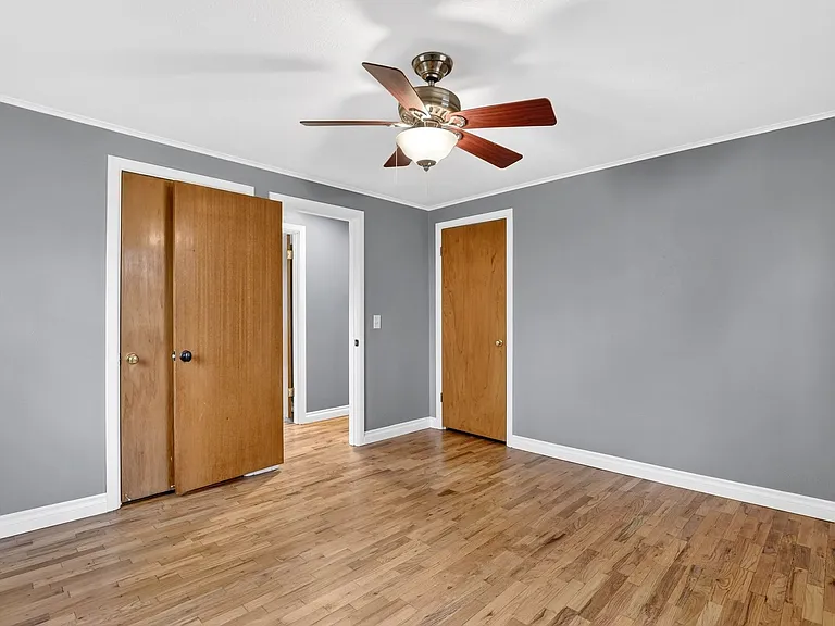 8808 NE 33rd St — Photo 11