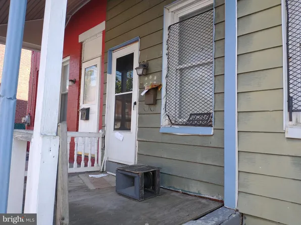 5644 Bloyd St, Philadelphia, PA 19138