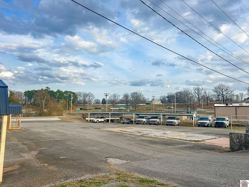 1st image of 1505 Main St