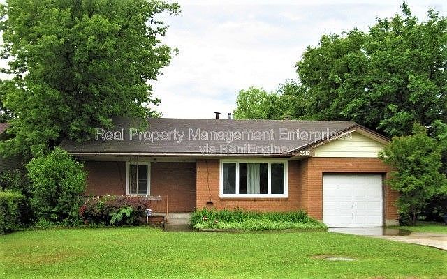 1st image of 3912 NW 32nd St