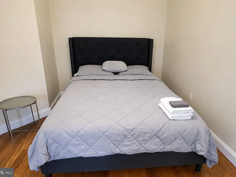 5148 Sansom St — Photo 21