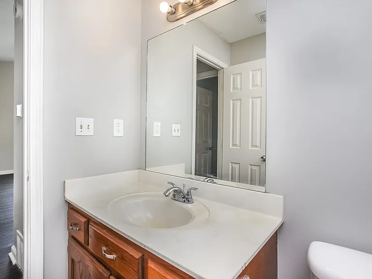 10431 Amanda Dr — Photo 15