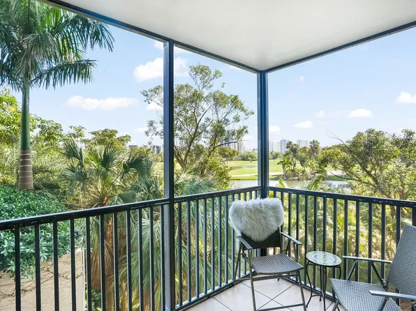 20379 W Country Club Drive #332, Aventura, FL 33180